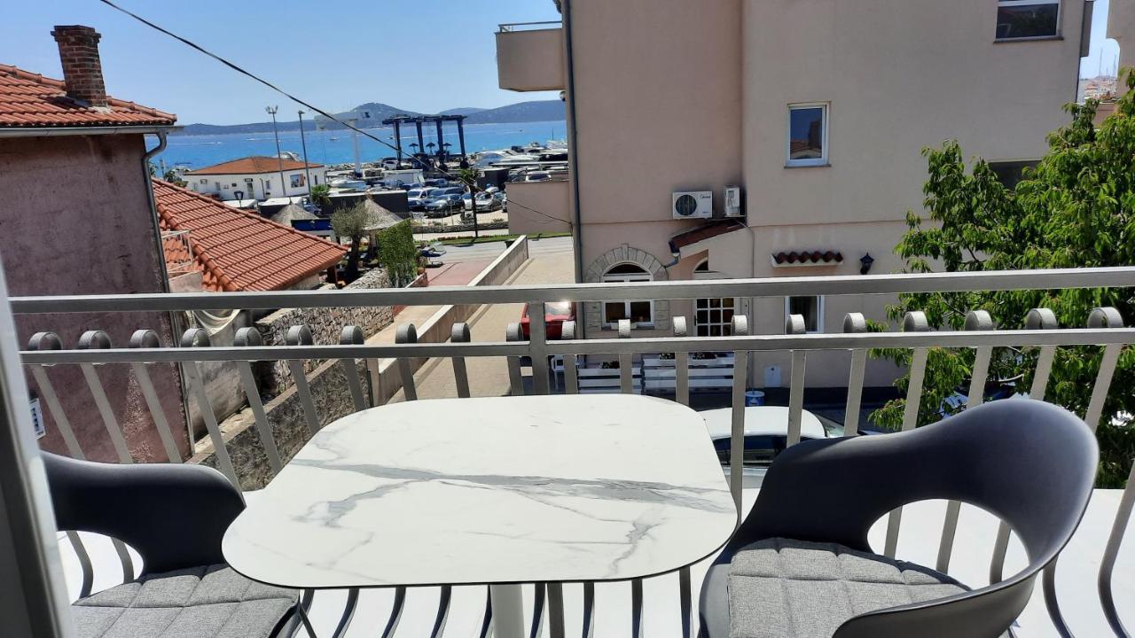 Apartments & Room Marina View فوديس المظهر الخارجي الصورة