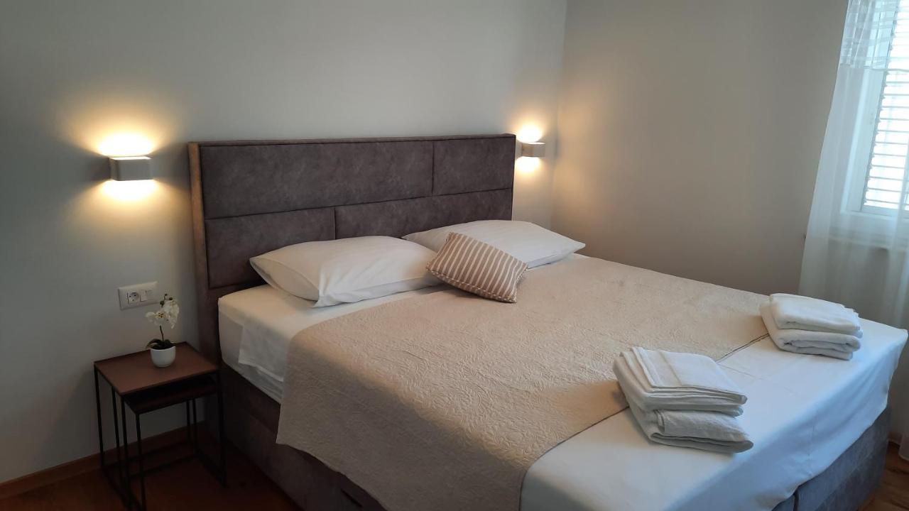 Apartments & Room Marina View فوديس المظهر الخارجي الصورة