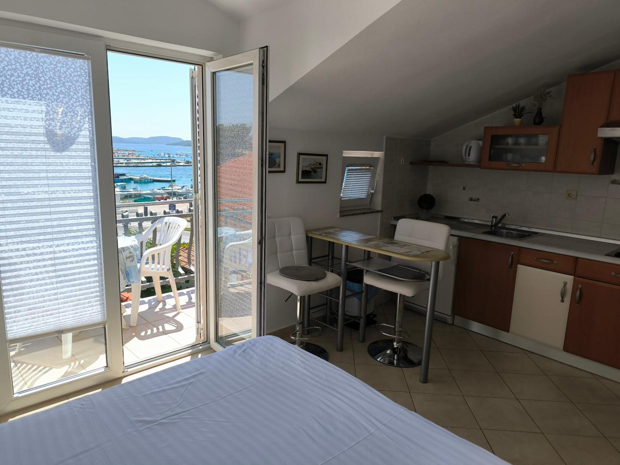 Apartments & Room Marina View فوديس المظهر الخارجي الصورة