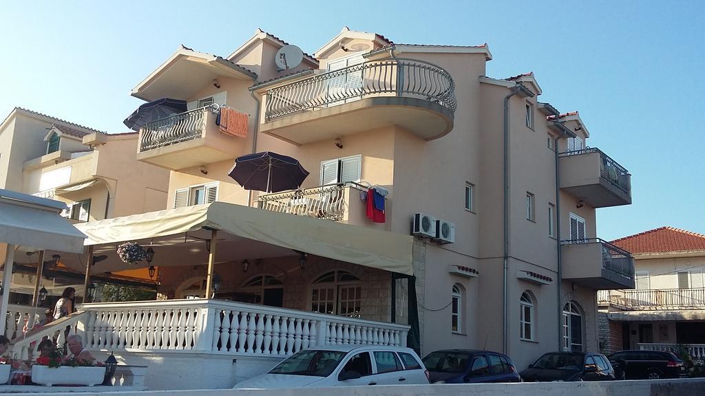Apartments & Room Marina View فوديس المظهر الخارجي الصورة