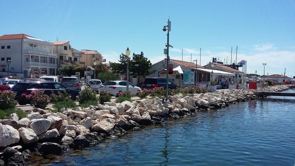 Apartments & Room Marina View فوديس المظهر الخارجي الصورة