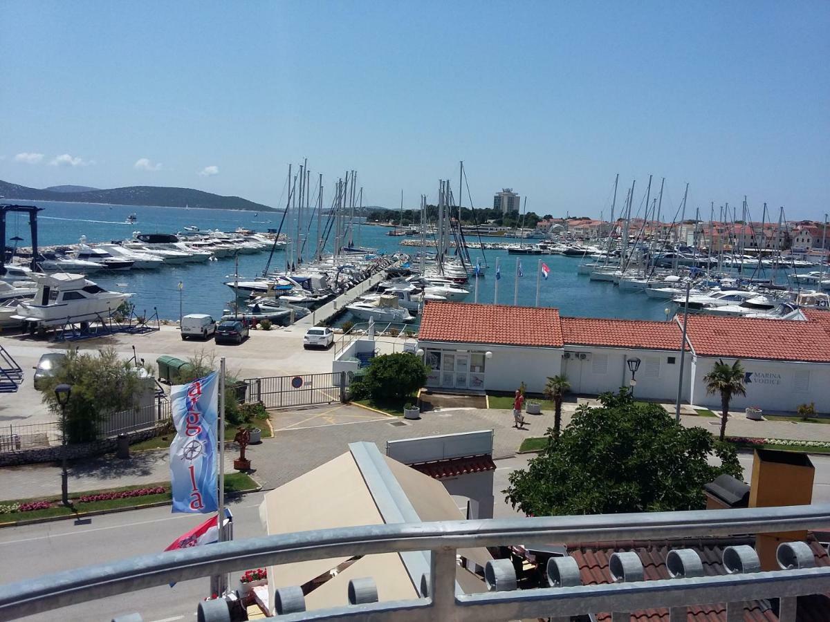 Apartments & Room Marina View فوديس المظهر الخارجي الصورة